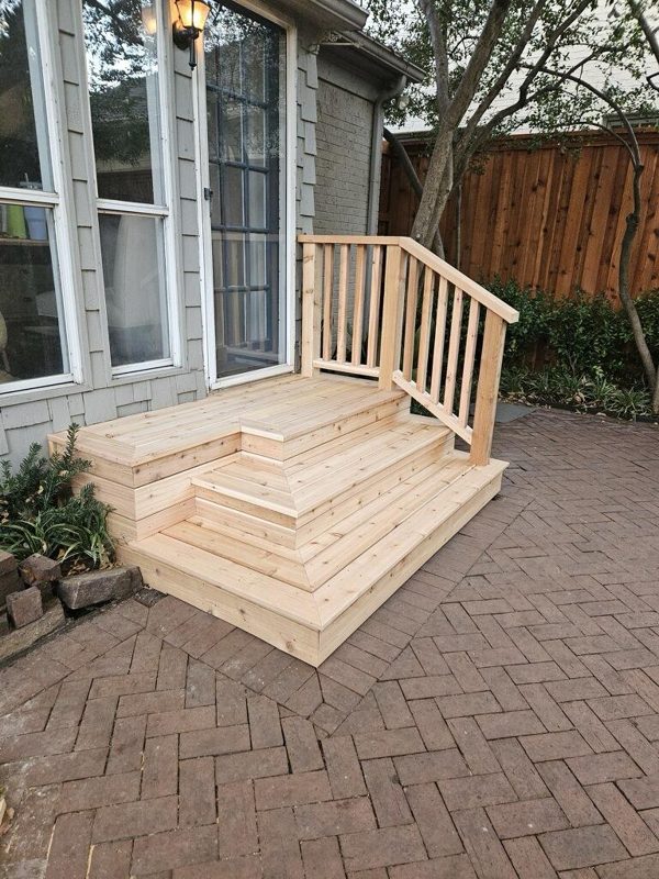 Natural cedar steps and railing